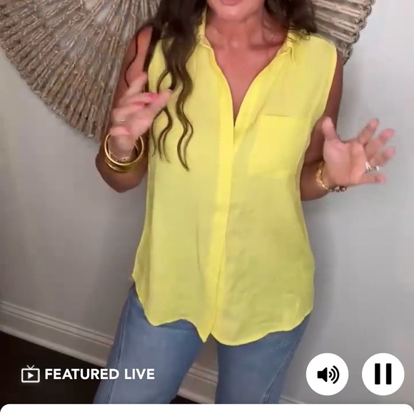 Top - Picture 2 of 3